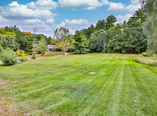 2 Mont Vernon Rd, Amherst, NH 03031