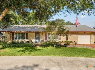 612 Kathy Dr, Seguin, TX 78155