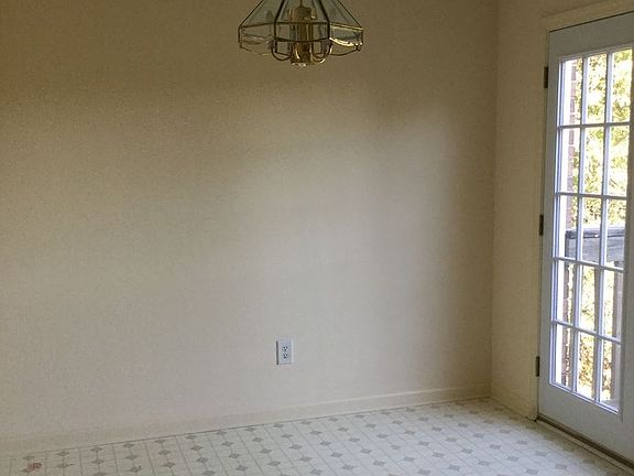 5th image of 770 Winthorne Dr