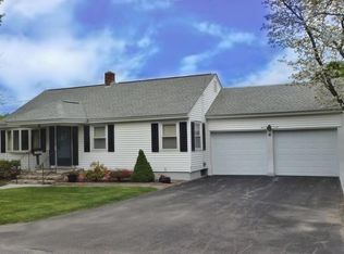 18 Carlton St, Shrewsbury, MA 01545