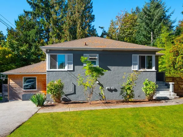 4325 Morgan Cres, West Vancouver, BC V7V 2P1