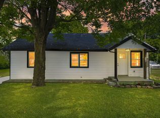 2949 W Calhoun St, Springfield, MO 65802