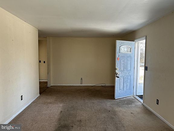 4th image of 112 Scottown Rd