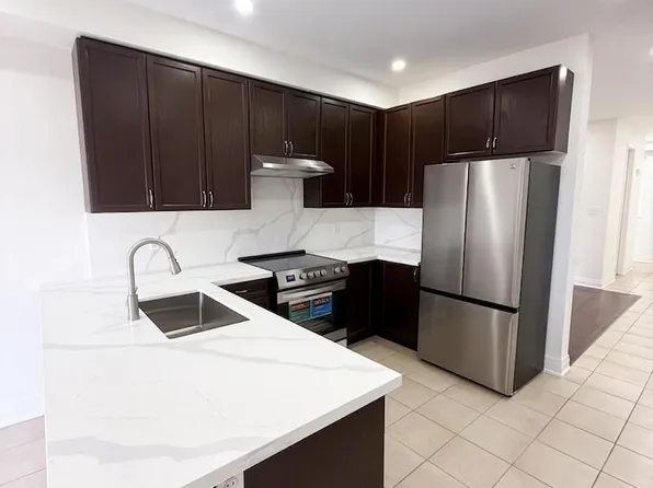 2271 Whitewood Cres, Innisfil, ON L9S 0G3