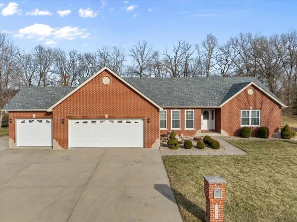 324 Chimney Rock Dr, Freeburg, IL 62243