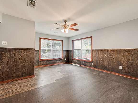 4th image of 6617 Greenlee St