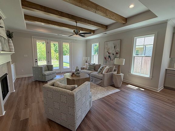 5th image of 848 Goldenrod Way