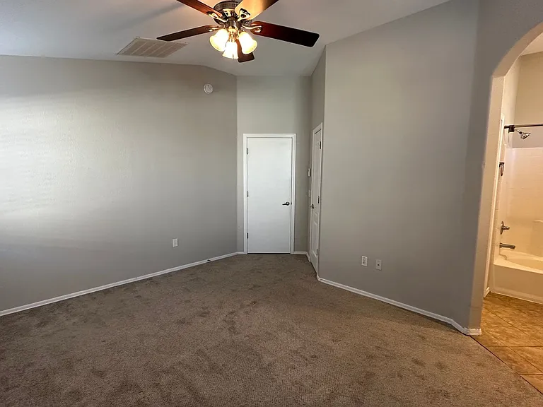 2727 N Price Rd #19 — Photo 20