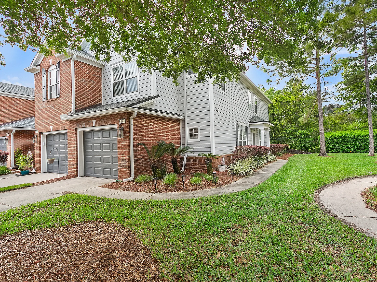 3 bed, 2.5 bath, 1632 sqft, $2,350 — Photo 1