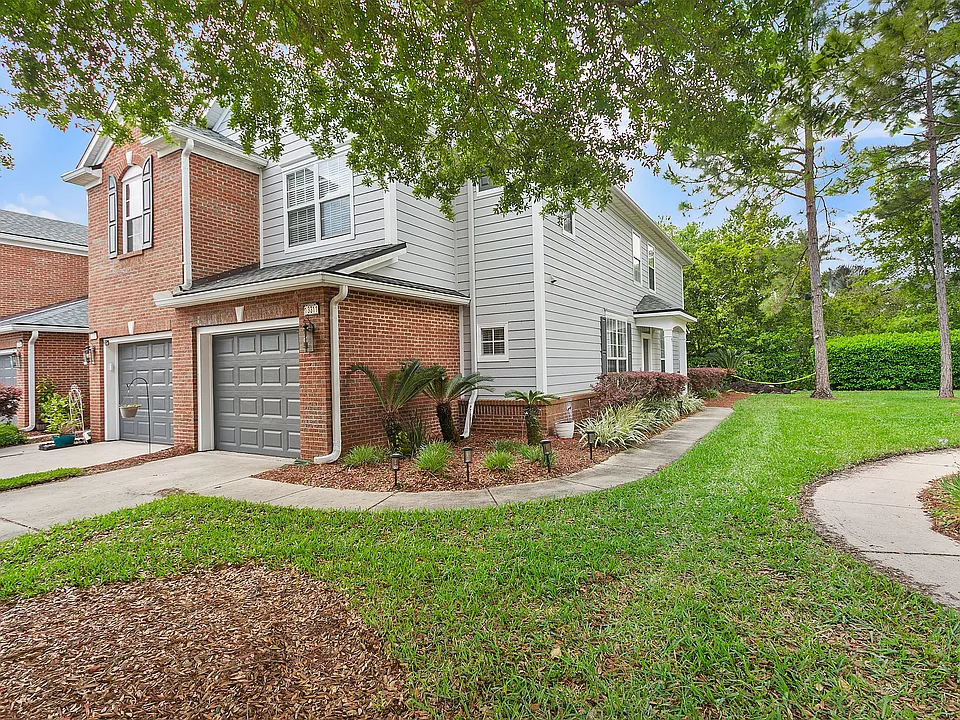 13311 Stone Pond Dr