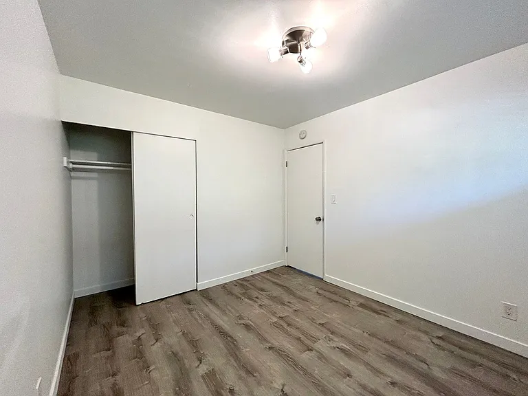 Village Vista Apartments — Photo 88