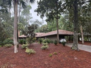 1 Whistling Swan Rd, Hilton Head Island, SC 29928