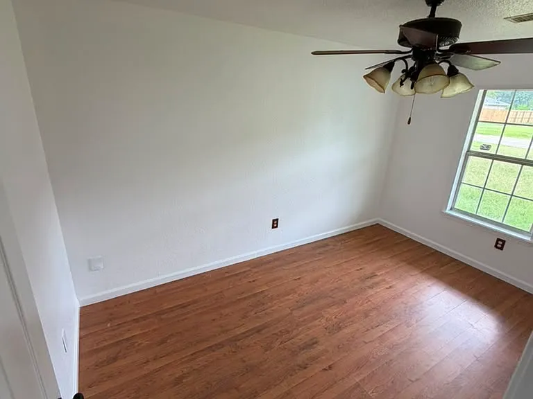 114 Spanish Cv — Photo 10