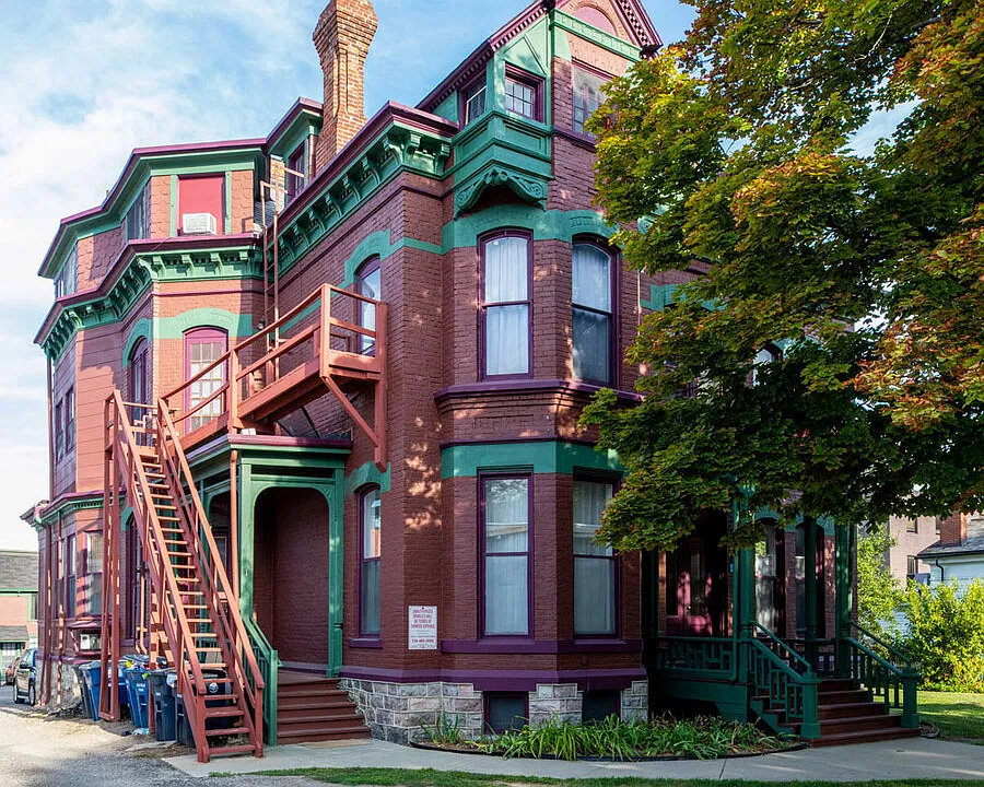 320 S Division St #320-07