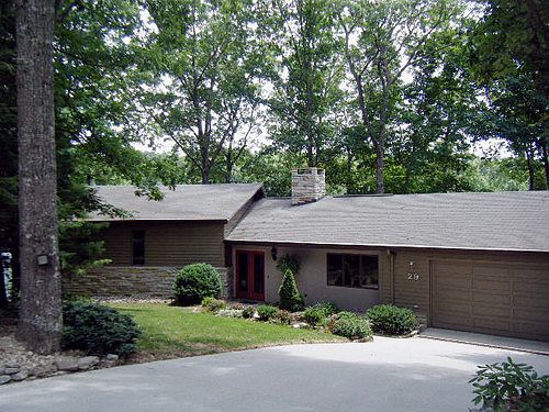 1st image of 29 Lakeside Cir
