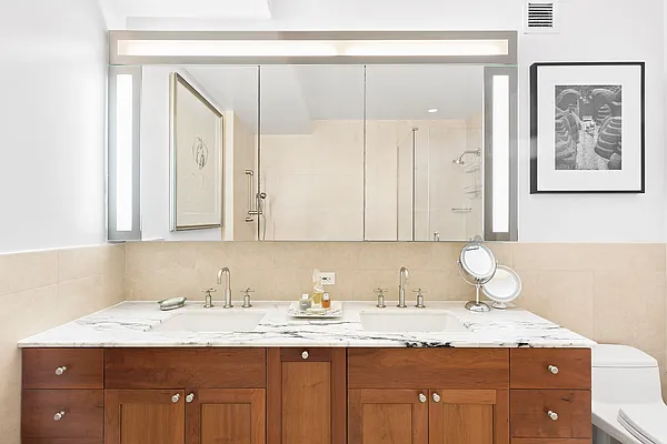 Sold by Compass | media 22