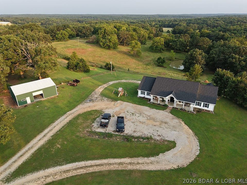 1st image of 29420 Henning Rd