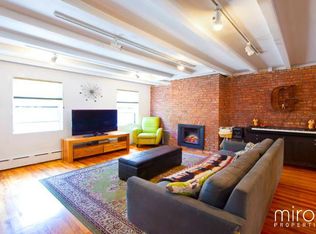 147 Calyer St, Brooklyn, NY 11222