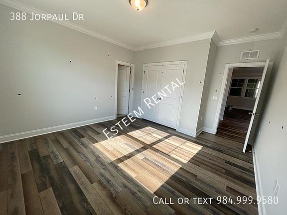 3rd image of 388 Jorpaul Dr