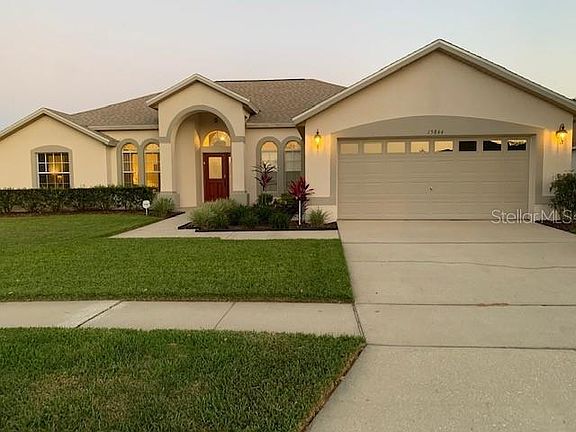 3rd image of 15844 Heron Hill St
