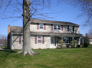3205 Patio Dr, Erie, PA 16506