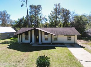 9221 Barnacle Blvd, Ocean Springs, MS 39564