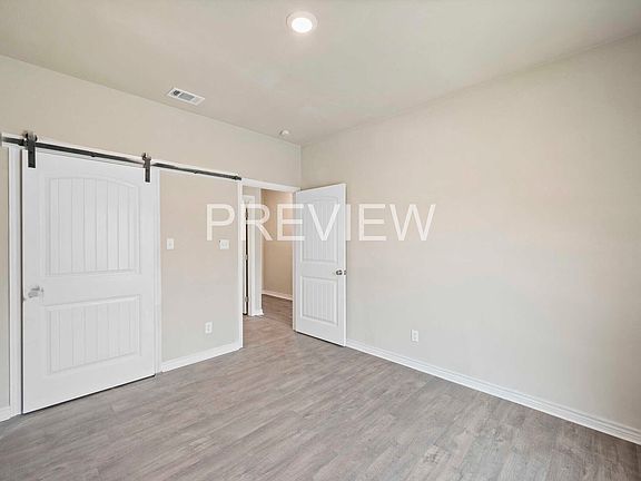 5th image of 2877 Conveyor Dr #A