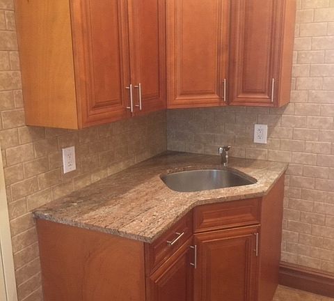 5th image of 388 15th St #2