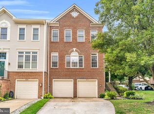 6618 Frost Lake Ln, Alexandria, VA 22315