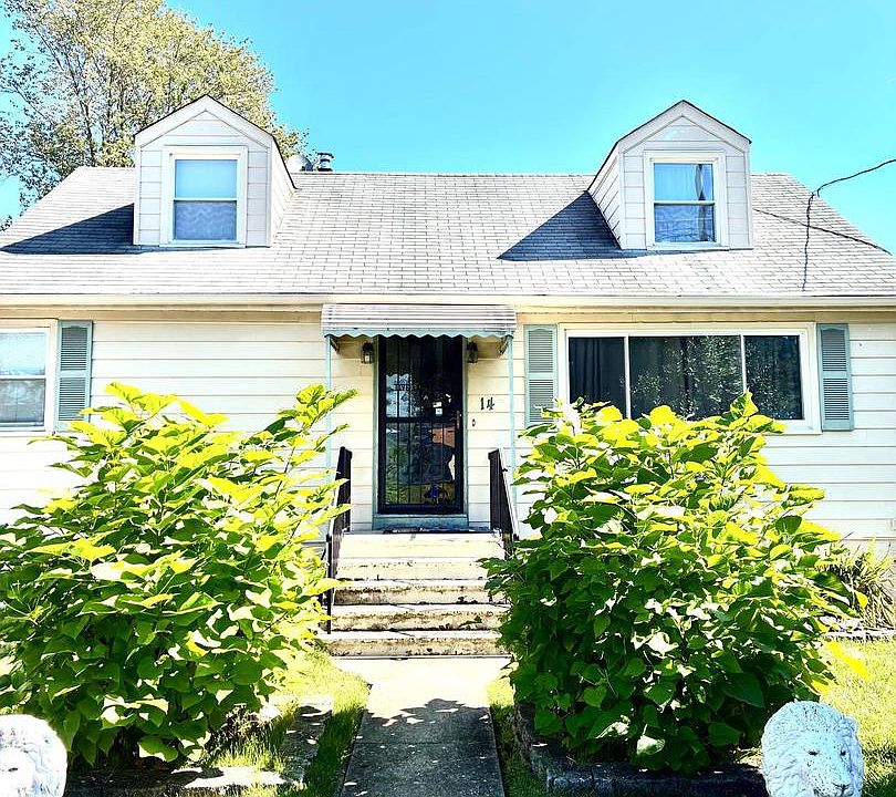 1st image of 14 Chesney Ave