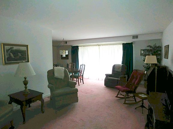 5th image of 595 Calais Dr APT 217