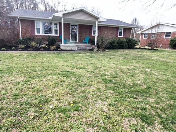 3rd image of 11 Meadowbrook Dr