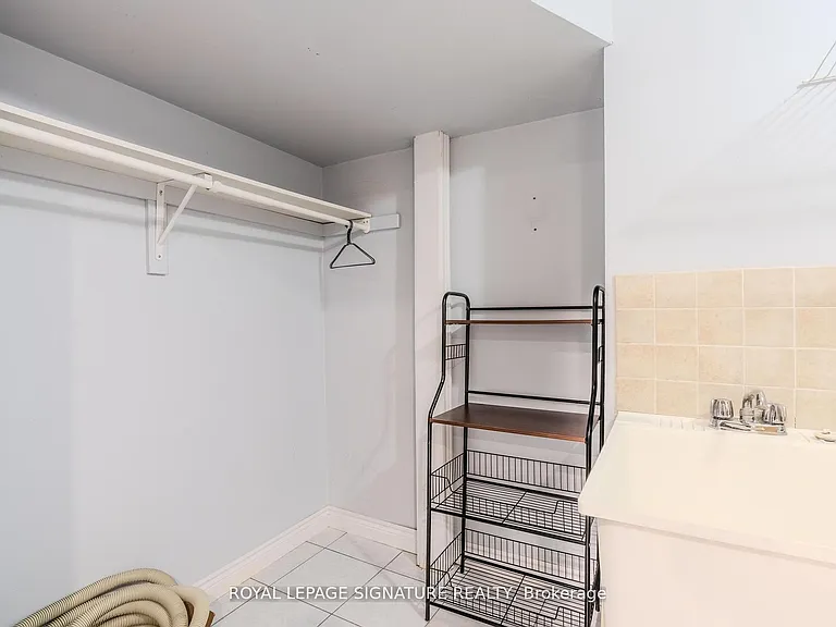 6 Robert St — Photo 14