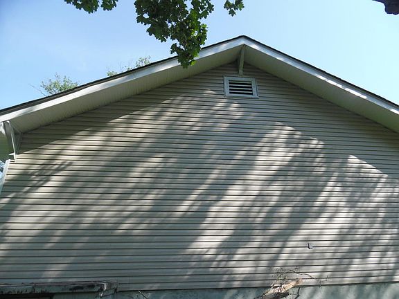 4th image of 3908 Porter Ave