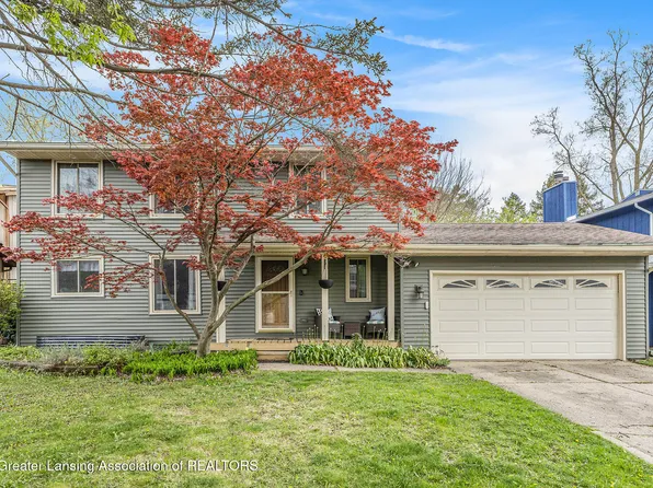 1342 Chartwell Dual Carriage Way, East Lansing, MI 48823