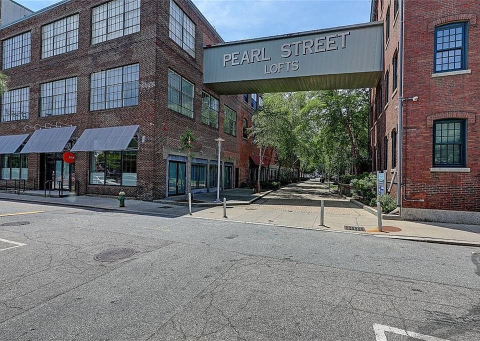 1st image of 302 Pearl St Unit 310