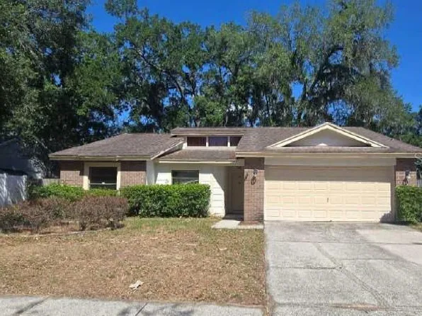 1557 Long Pond Dr, Valrico, FL 33594