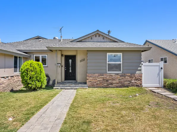 1325 W Ash Ave, Fullerton, CA 92833