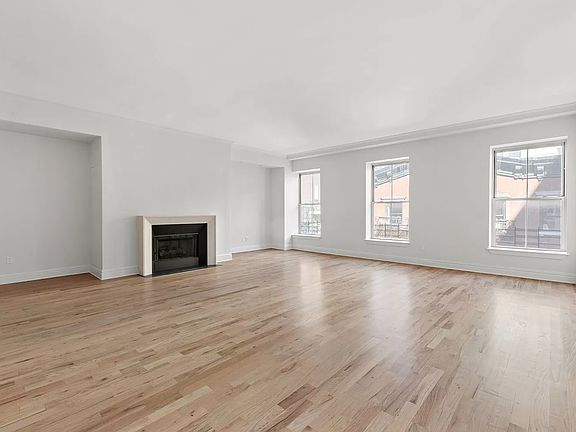 3rd image of 18 Leonard St APT 5B