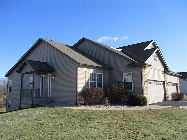 1st image of 11809 River Hills Pkwy #1