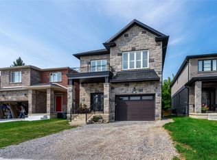 206 Fortissimo Dr, Hamilton, ON L9C0B8