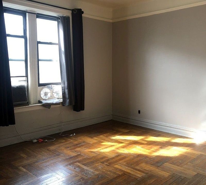2nd image of 30-36 34th St #2G