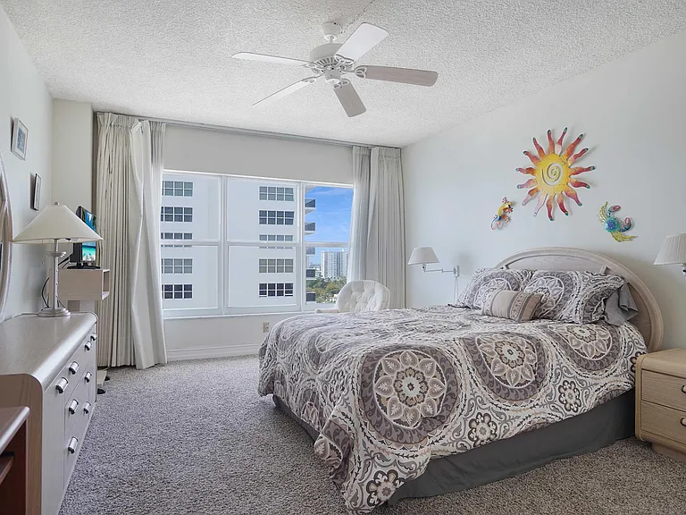 3550 Galt Ocean Dr #1106 — Photo 23
