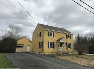 10 Abraham St, Houlton, ME 04730