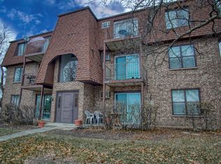 1535 S Ardmore Ave #2C, Villa Park, IL 60181