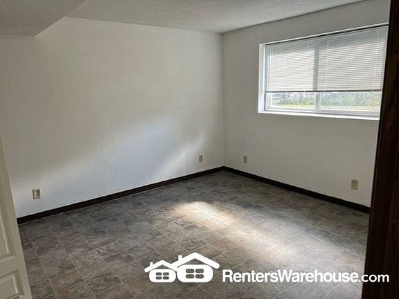 5th image of 1598 Sloan St APT 2