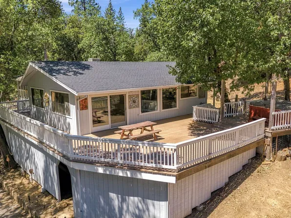 22148 Crystal Falls Dr W, Sonora, CA 95370