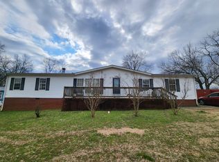 1110 Hunt St, Winchester, TN 37398