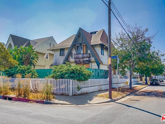 5th image of 1766 W 25th St