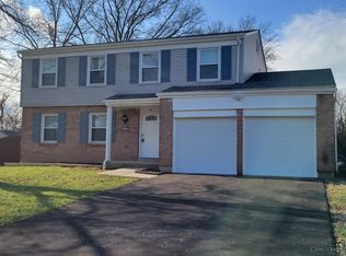 1881 Edgewater Dr, Cincinnati, OH 45240